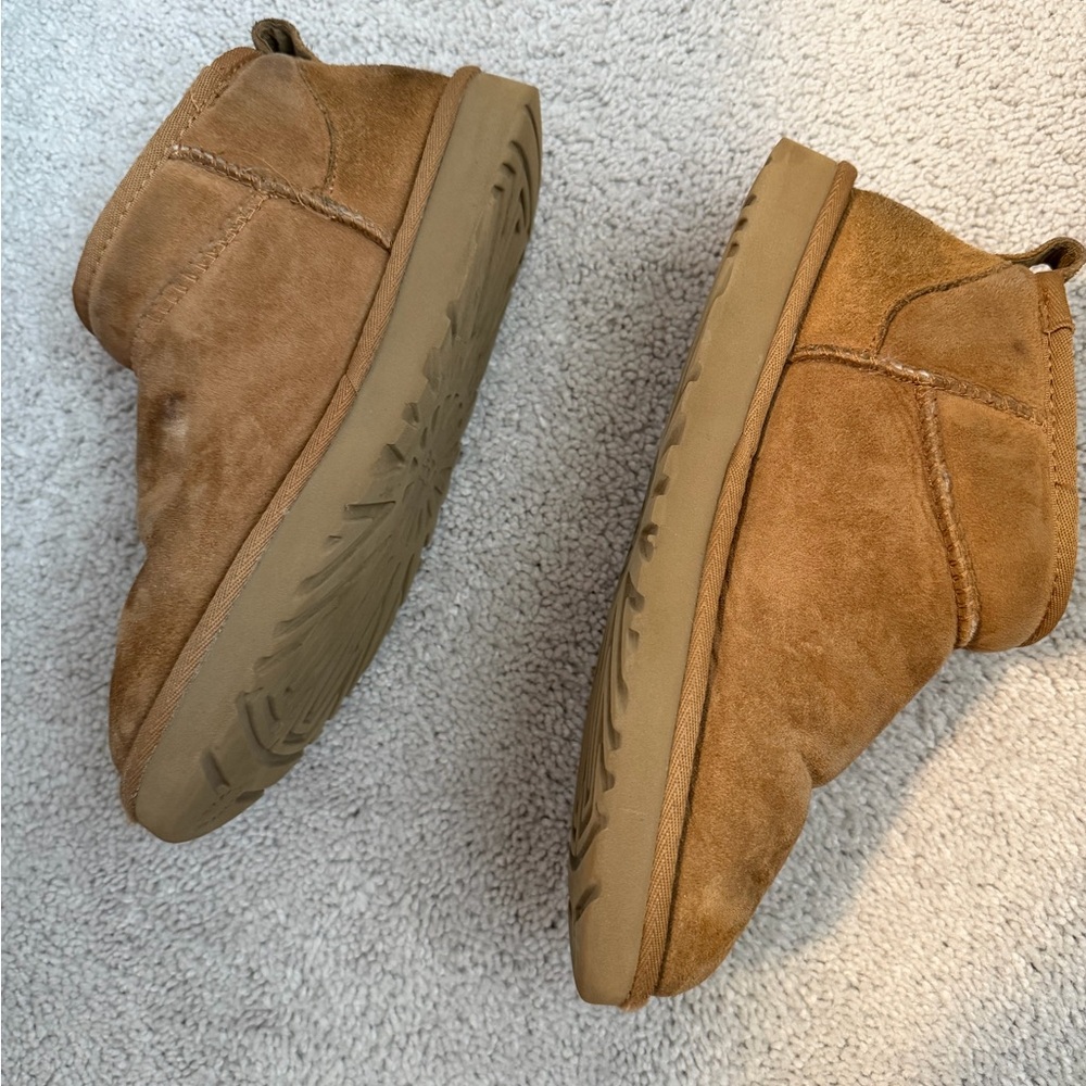 UGG ultra mini chestnut boots - Picture 3 of 7